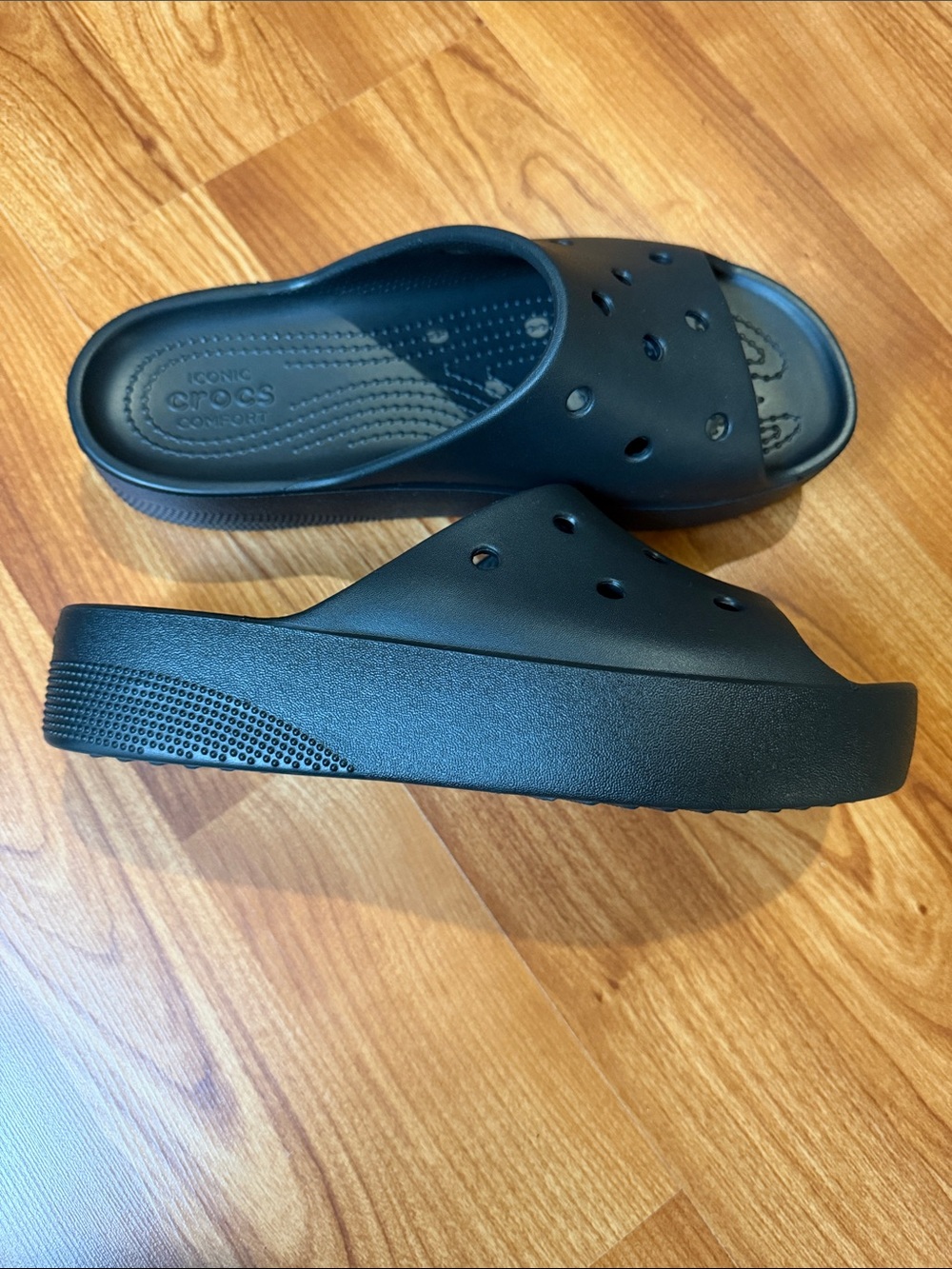 Women’s Black Slip-On Slide Crocs Sandals - Picture 8 of 12